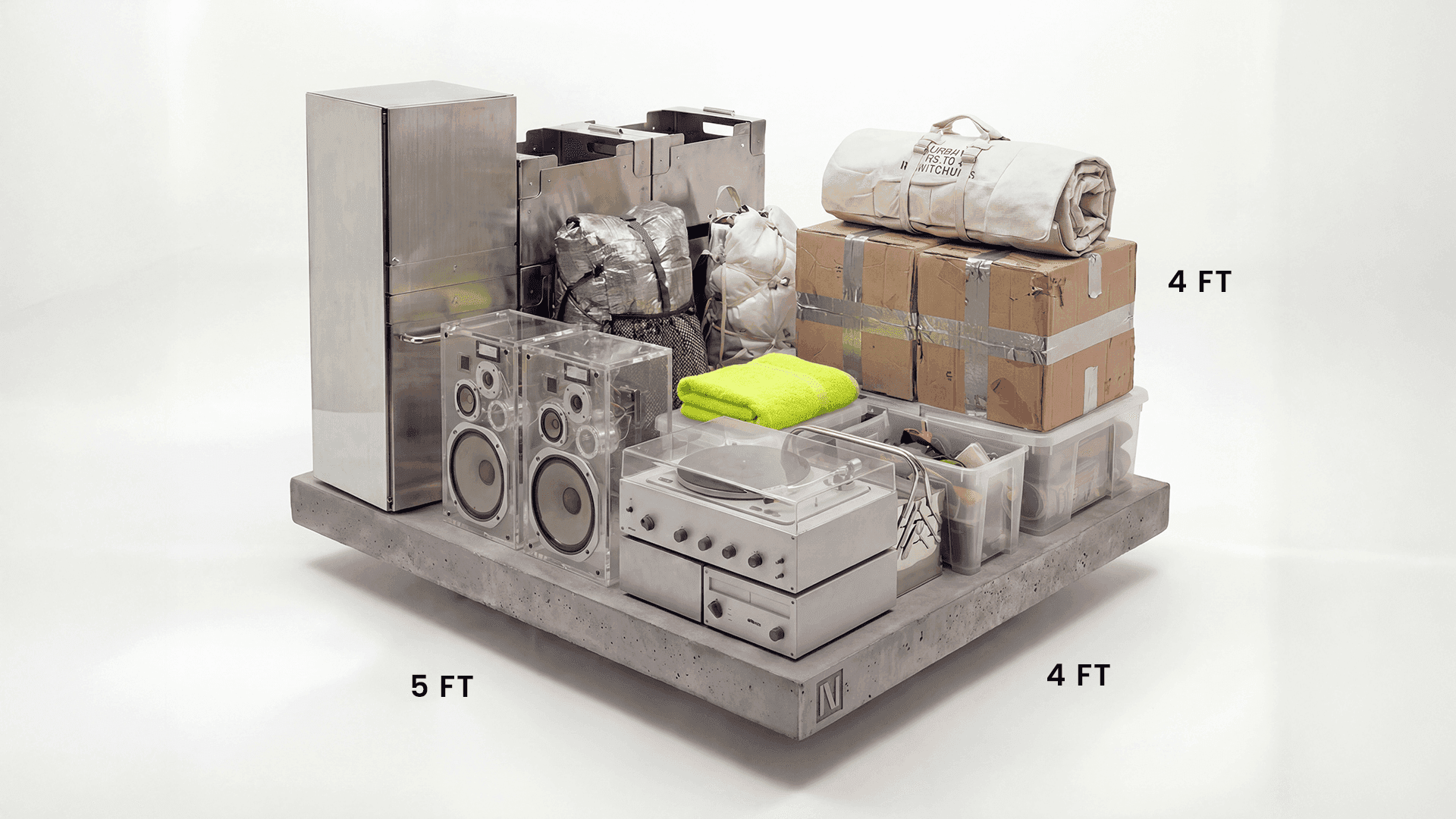 How big is a 5×5 storage unit and what fits inside?
